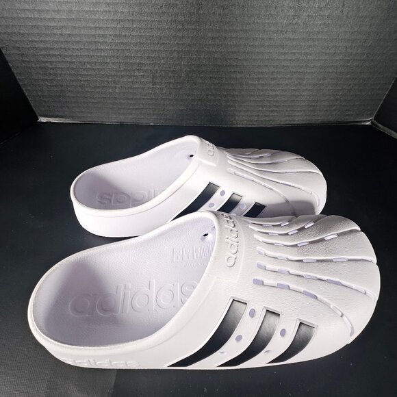 Unisex Adult Adidas Adilette Clogs in Cloud White With Core Black Stripes - Picture 4 of 10